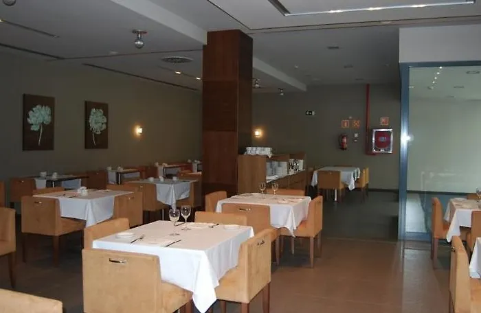 Exe Barcelona Gate Hotel 4*