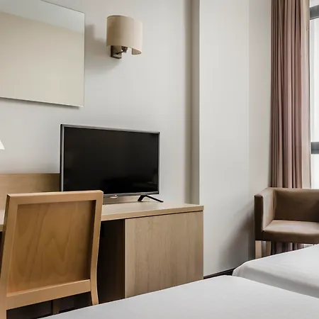 Exe Barcelona Gate 4*