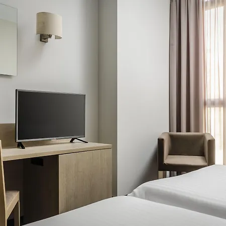 Szálloda Exe Barcelona Gate 4*