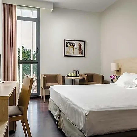 Exe Barcelona Gate Szálloda 4*