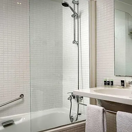 Exe Barcelona Gate Hotel 4*
