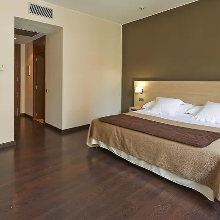 Exe Barcelona Gate Szálloda Sant Joan Despí